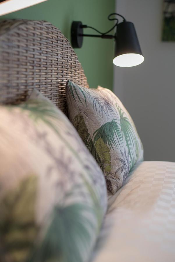 Bed and Breakfast Sur Le Quai Carcassonne Exterior foto